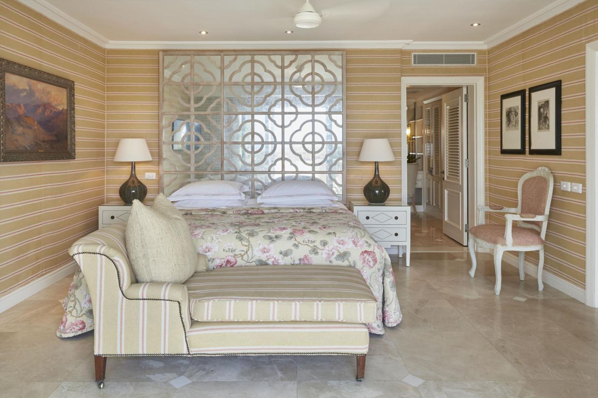 Hotel The Oyster Box Umhlanga Rocks Exterior foto A bedroom at the Cape Grace