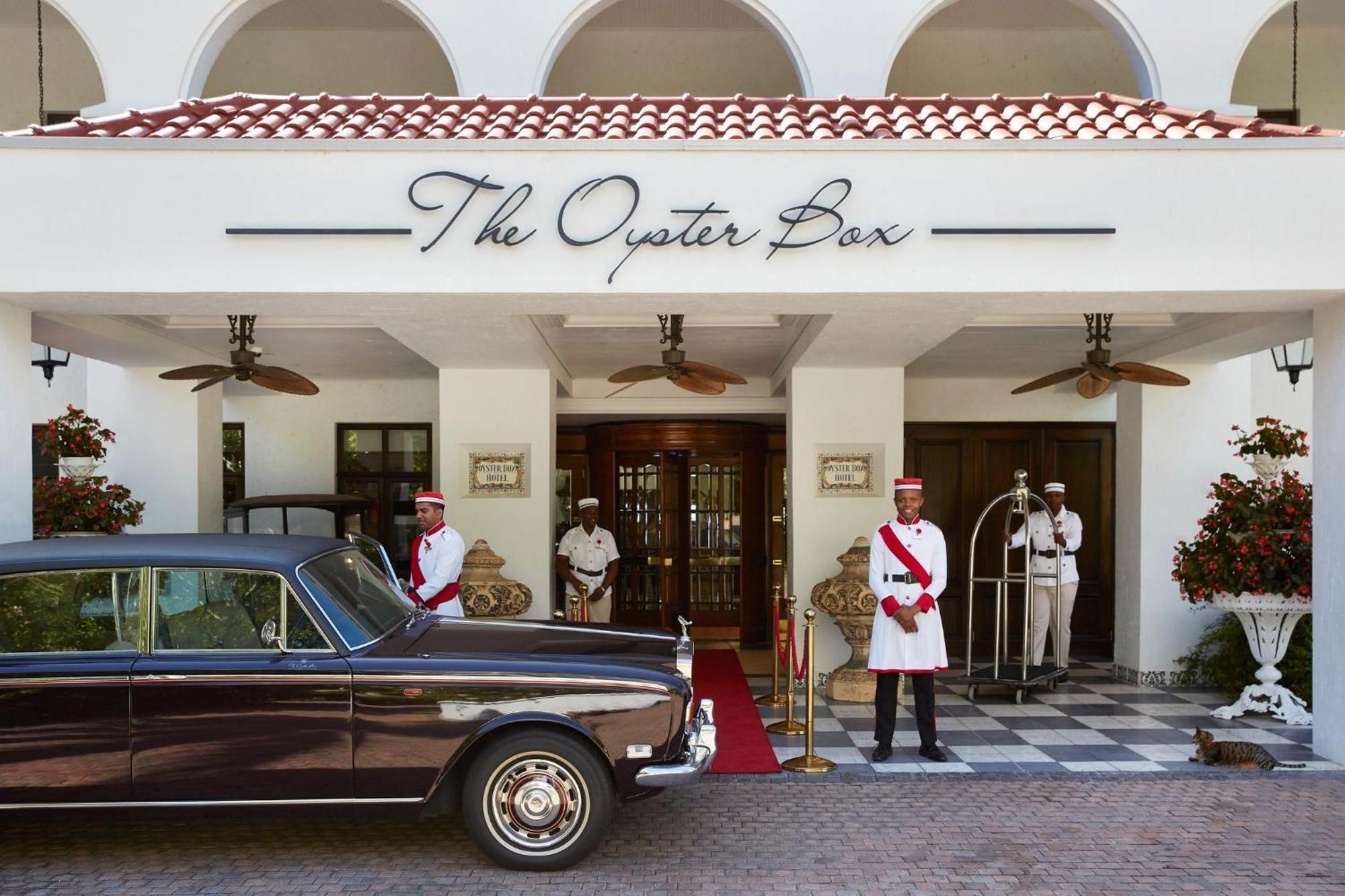 Hotel The Oyster Box Umhlanga Rocks Exterior foto The Oyster Box Hotel
